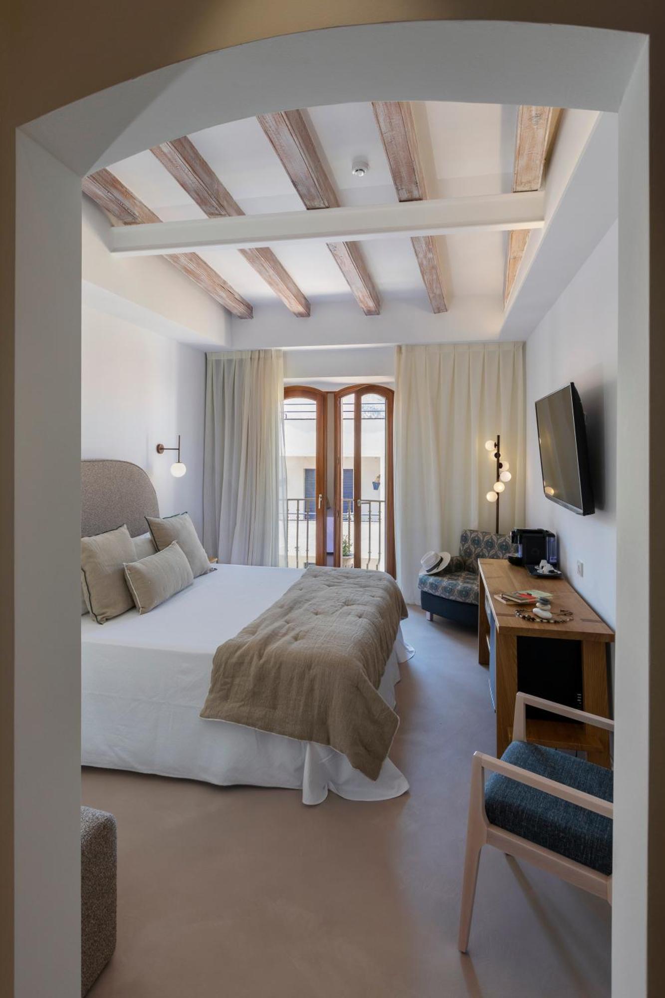 Porto Cristo Hotel